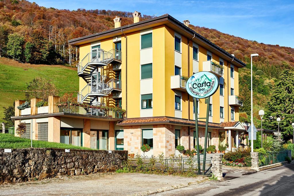 Hotel Ristorante Costa Costa Valle Imagna Екстериор снимка